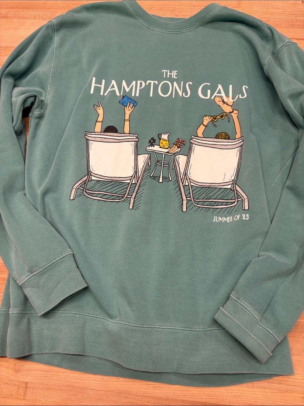 Gals on the Go The Hamptons Gals Teal Graphic Crewneck Sweatshirt